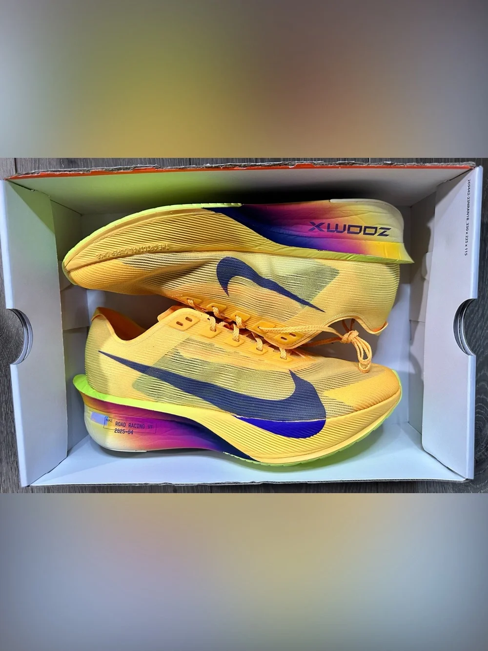 Nike ZoomX Vaporfly Next% 4 Citron Pulse Men’s Size 10 (NEW) HF6414 800 No Lid